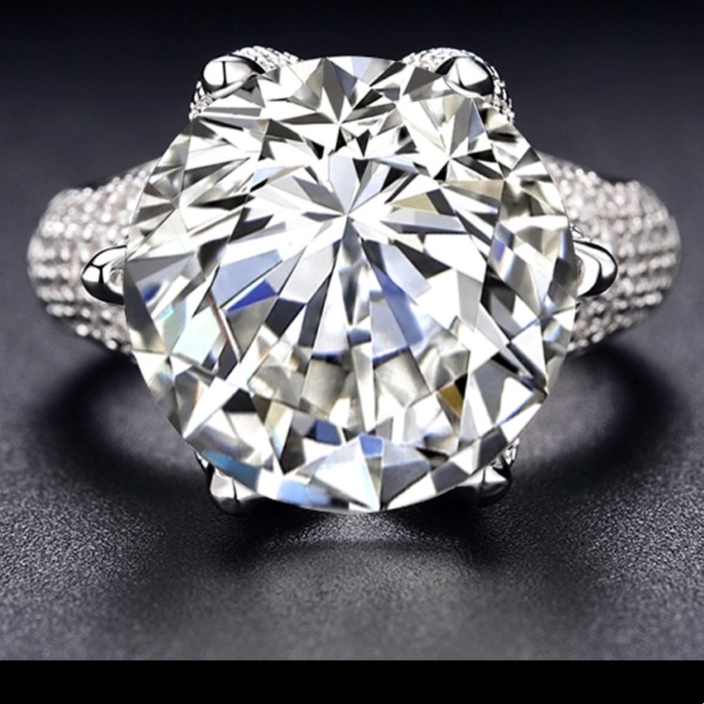 CZ Crystal Silver Ring Size 8 New